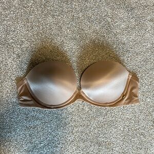 Victoria’s Secret 34C strapless bra